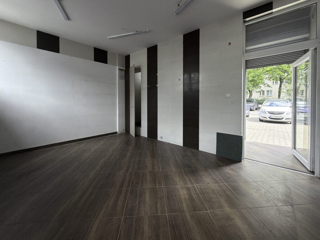 Lokal do wynajęcia — Żółty 91B, parter